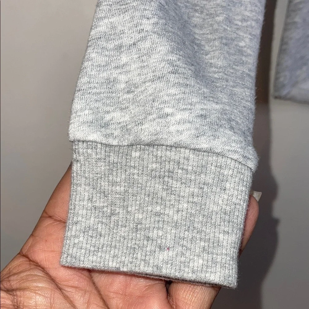 Justice GIRLS Gray Long Sleeve Sweatshirt Size 6/7 EUC #7